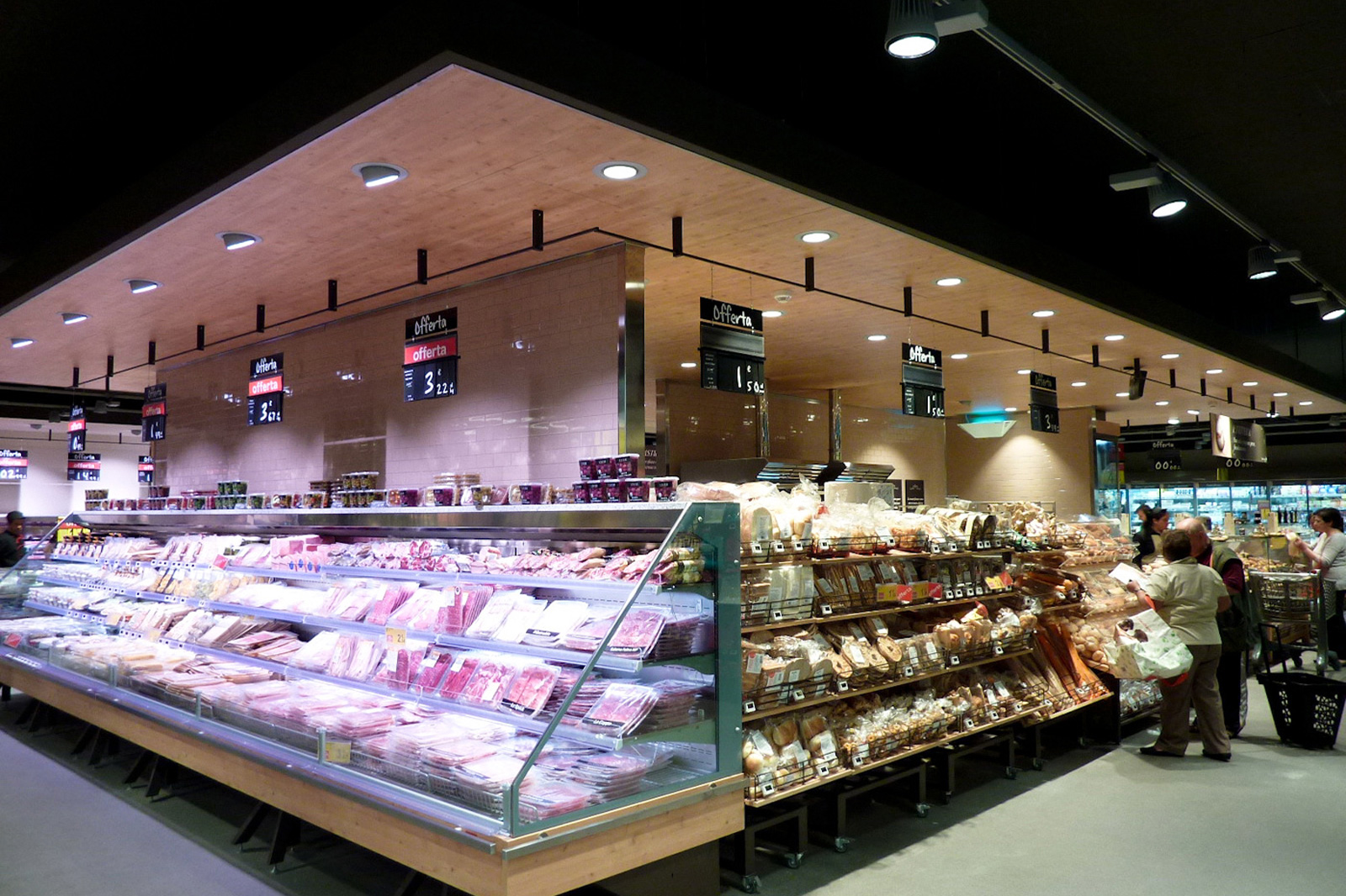 Ristrutturazione e rifacimento layout carrefour market su modello gourmet Varese Traumfabrik studio associato Milano