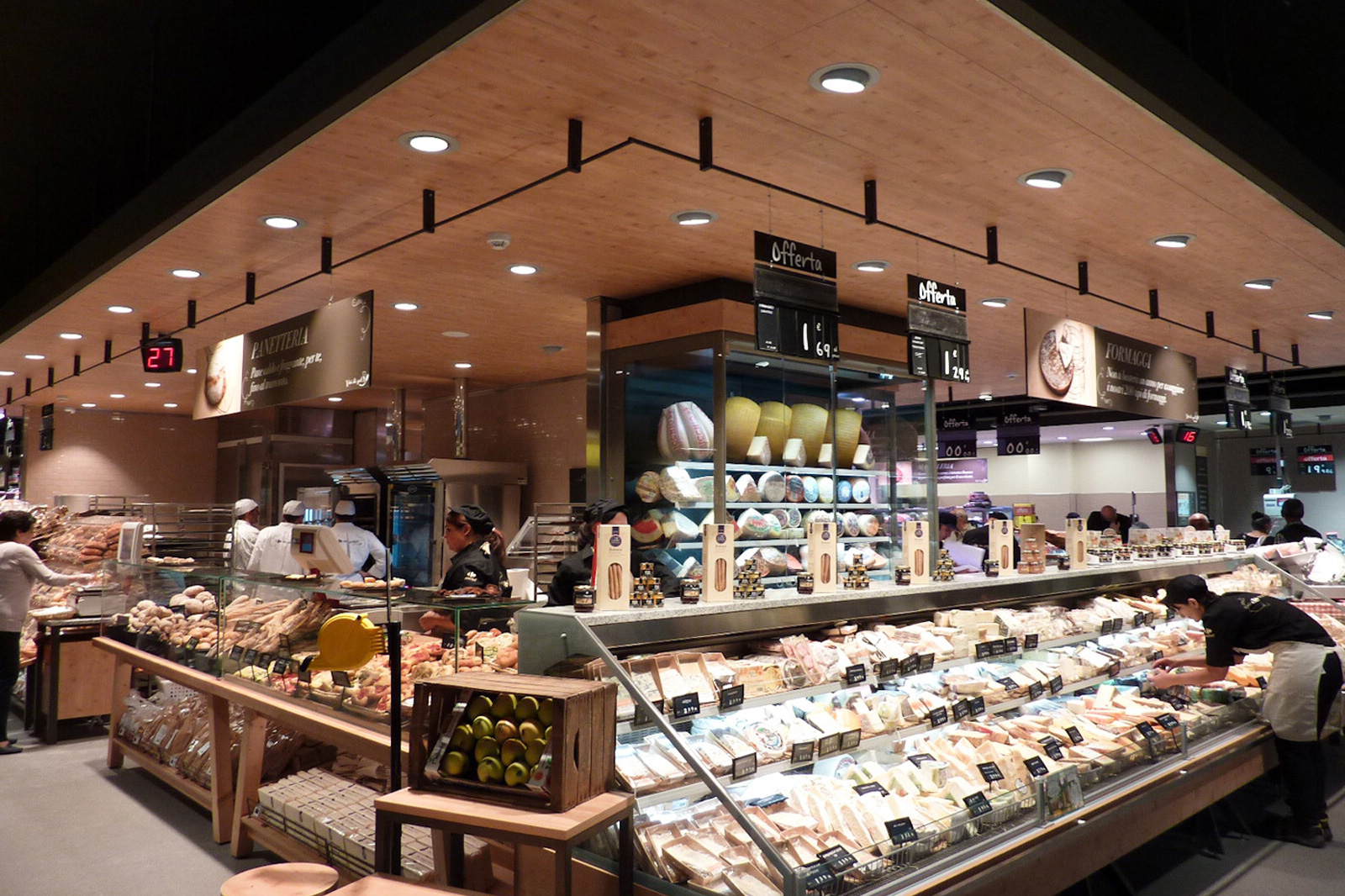 Ristrutturazione e rifacimento layout carrefour market su modello gourmet Varese Traumfabrik studio associato Milano