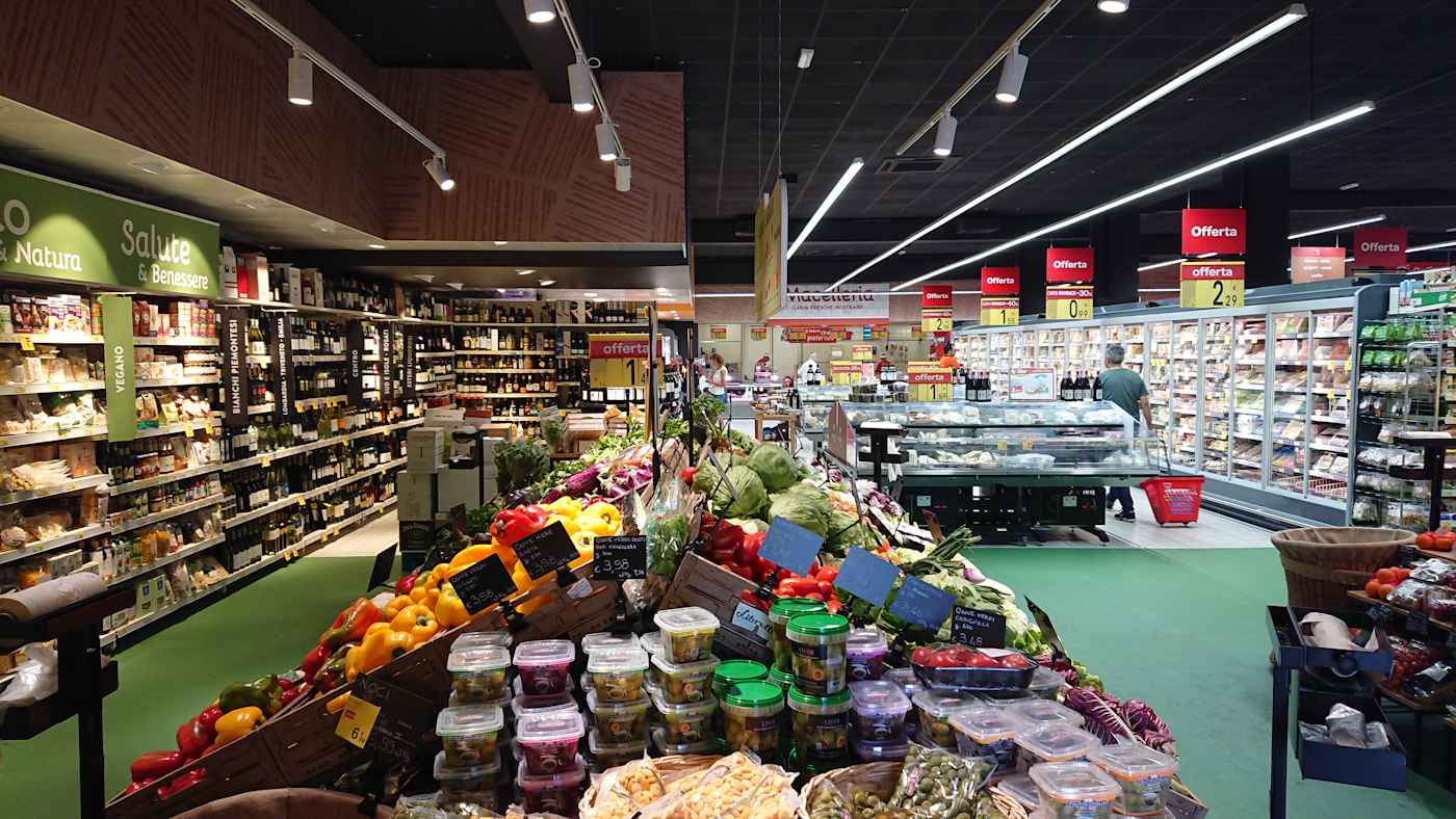 Ristrutturazione con rifacimento layout Carrefour Market modello rurale Giaveno Traumfabrik_studio_associato_Milano